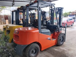 Rental forklift terbaik di Bandung